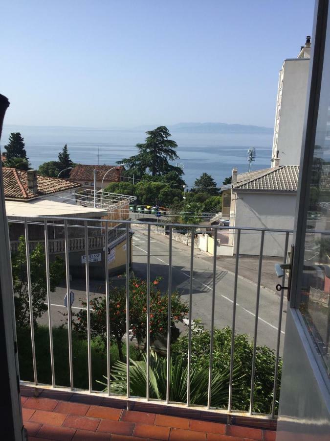 Apartman Andi Rijeka Buitenkant foto