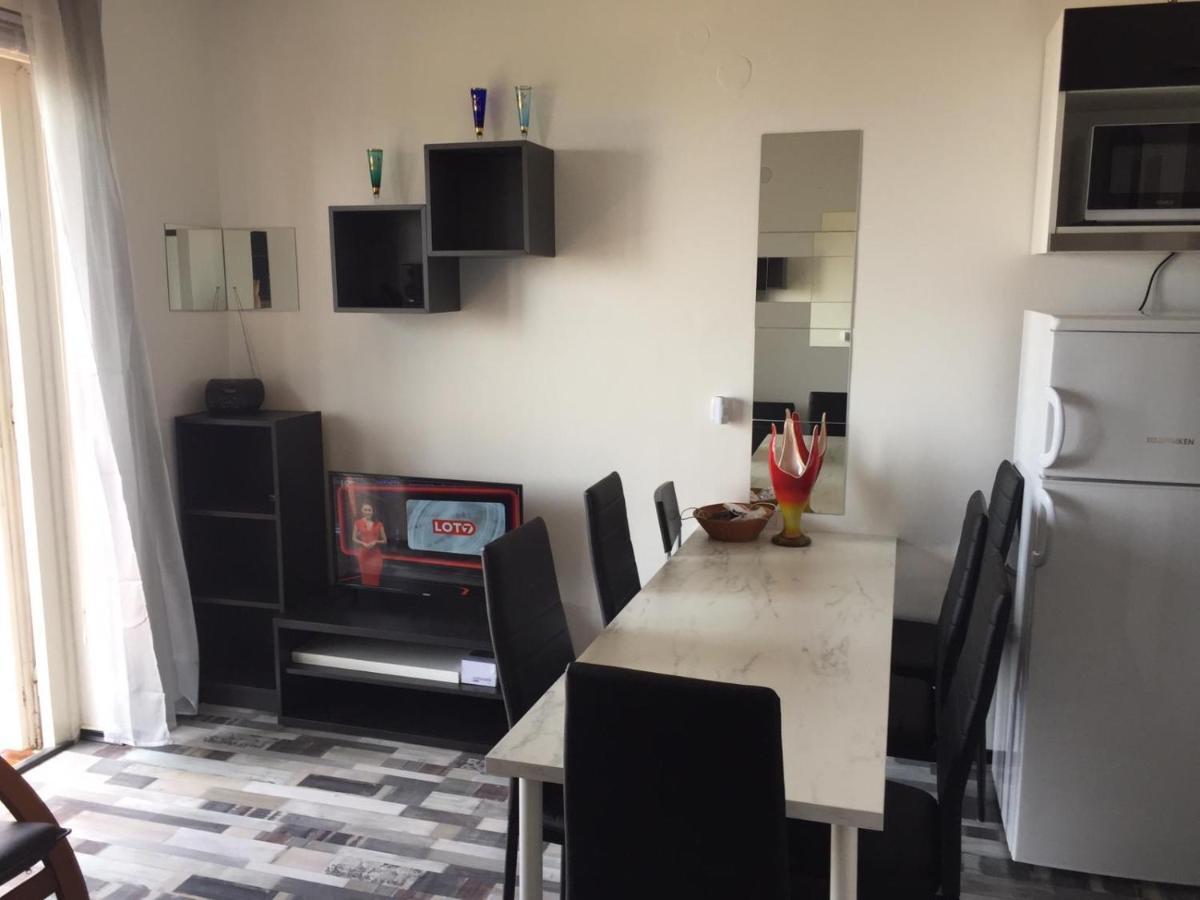 Apartman Andi Rijeka Buitenkant foto